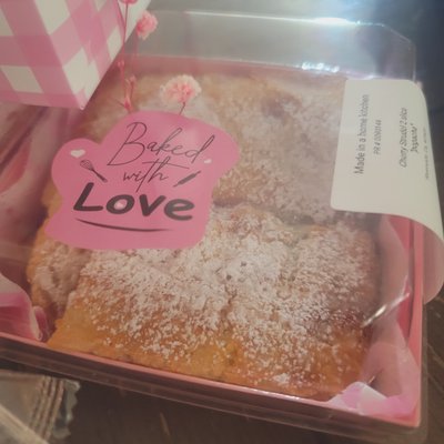 Apple Strudel 2 Slice Box