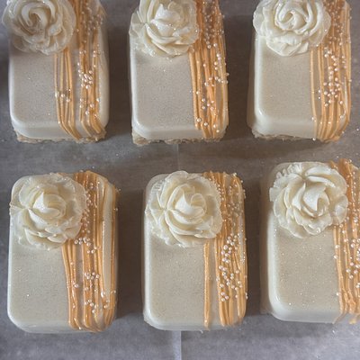 Chocolate Covered Crispy Treats(doz)