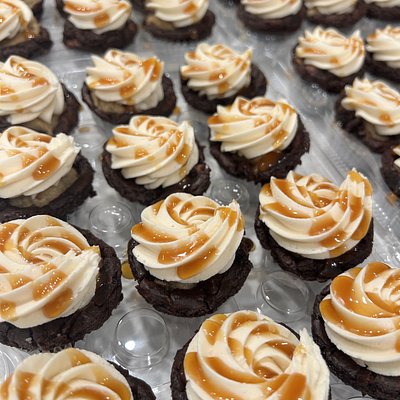 Salted Caramel Brookie Cookie Cake Recipe
