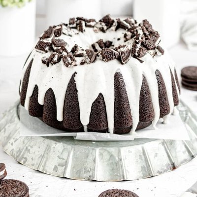Oreo Cookies & Cream Bundt Cake