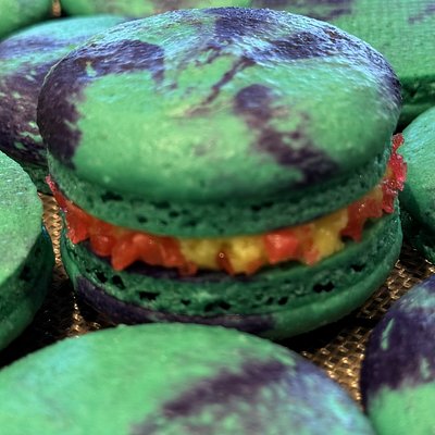 The Aurora Borealis Macaron (dozen)