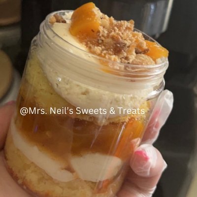 Peach Cobbler Cake Jar