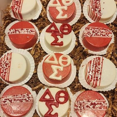 Chocolate Covered Oreos 