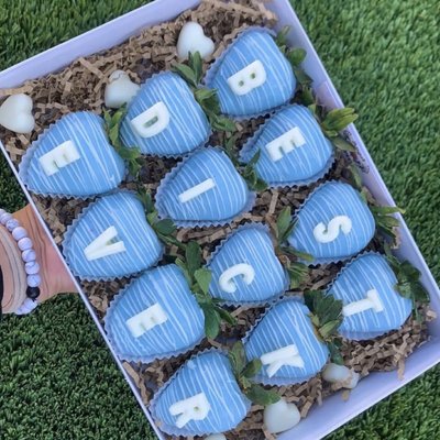 Dozen Custom Berries 