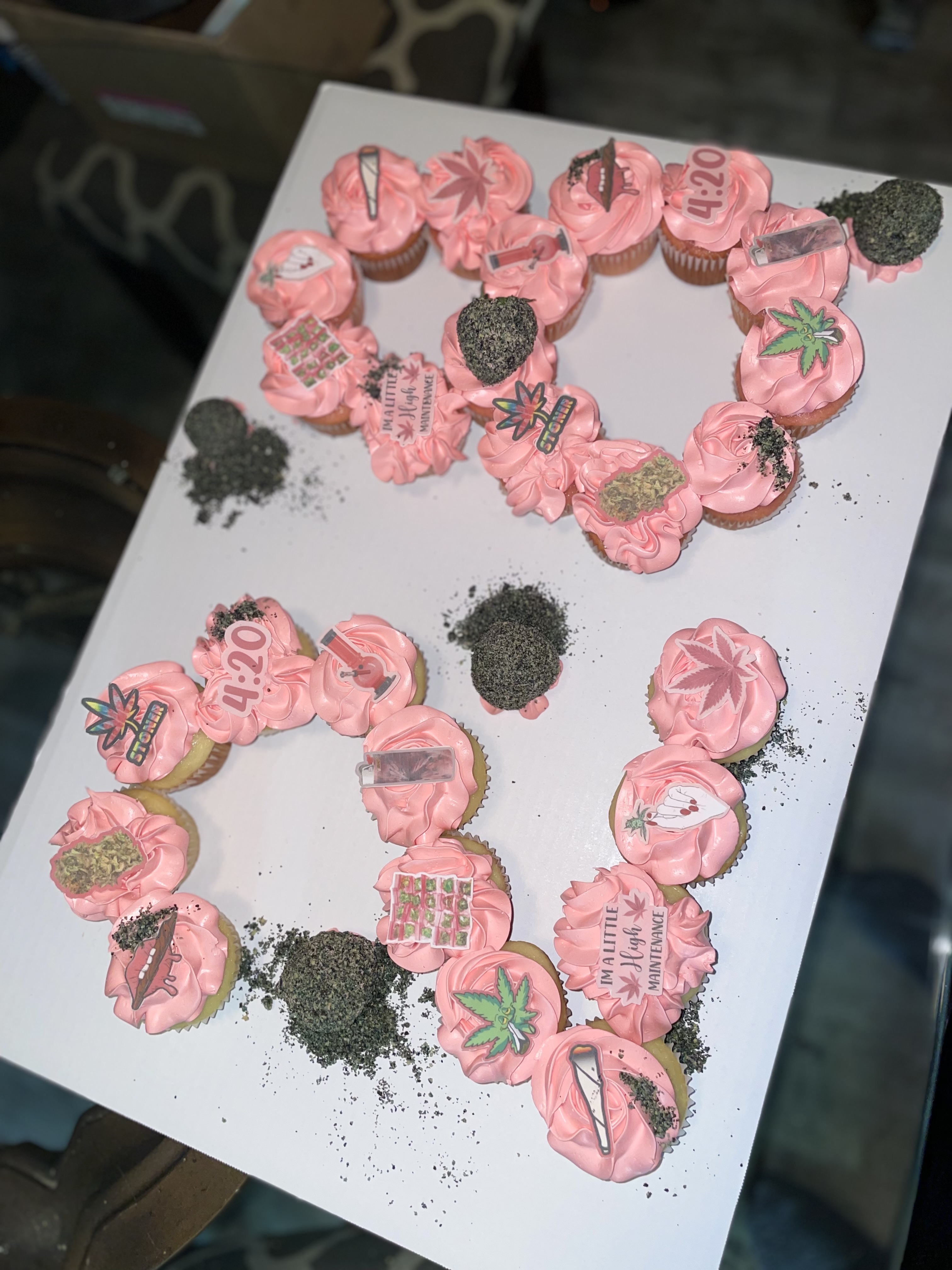 Number or Letter Cupcakes 