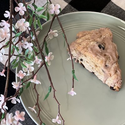 Cinnamon Raisin Scones