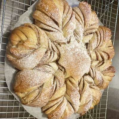 Snowflake/Star Bread Buttery Cinnamon & Sugar With Icing Or Powdered Sugar