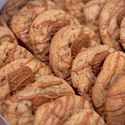Cookie Butter Stuffed Cookies