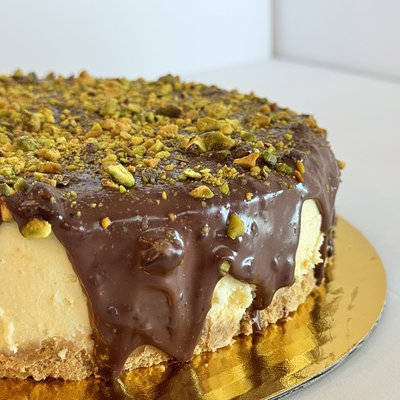 Pistachio Cheesecake