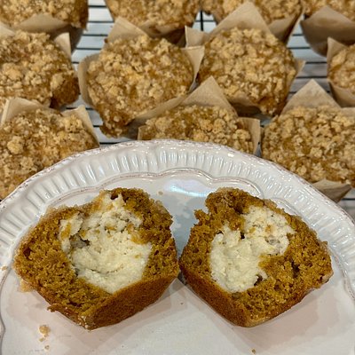 4 Count Cream Cheese Pumpkin Muffins (standard size)