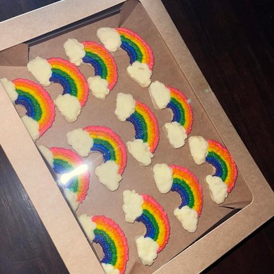 Sugar Cookies With Buttercream Frosting 