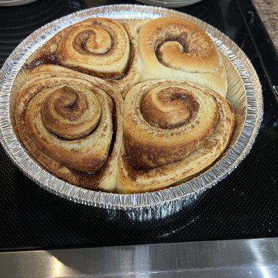 Large Sourdough cinnamon Rolls