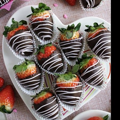 Chocolate Covered Strawberries (dzn)