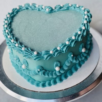8” Heart Cake