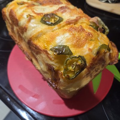 Jalapeño Cheddar Sourdough 