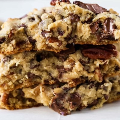 Chocolate Chip Cookie