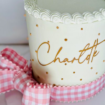 Standard  6” Classic Flavor Cake 12-15 Servings