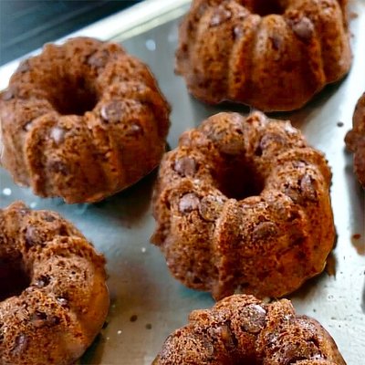 Double Chocolate Pound Cake Minis (4)