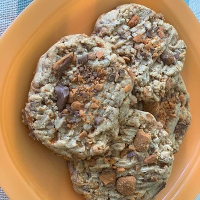 Butterfinger Cookies