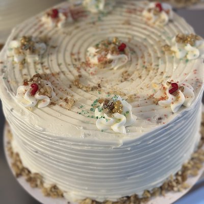 8in 3 Layer Carrot Cake