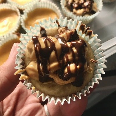 10 Peanut Butter Cup Minis