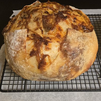 Half Caramelized Onion And Cheddar
