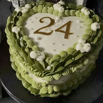 Custom 8” Shaped Cake