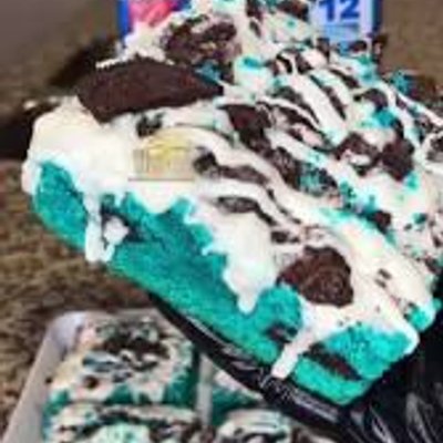 Blue Velvet Brownie 