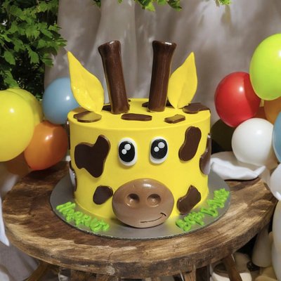 Goldie the Giraffe ✨🦒