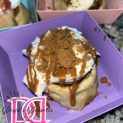 Single Cinnamon Roll