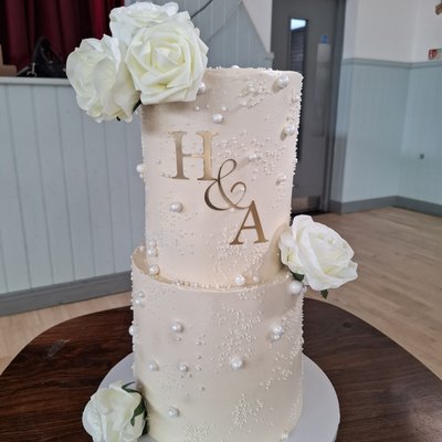 2 Tier Celebration Cake 6"+8" 