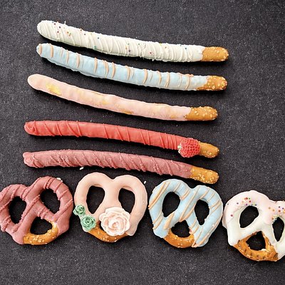 Dozen Dipped Pretzels