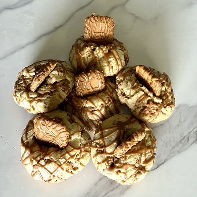 White Chocolate Biscoff Cookie