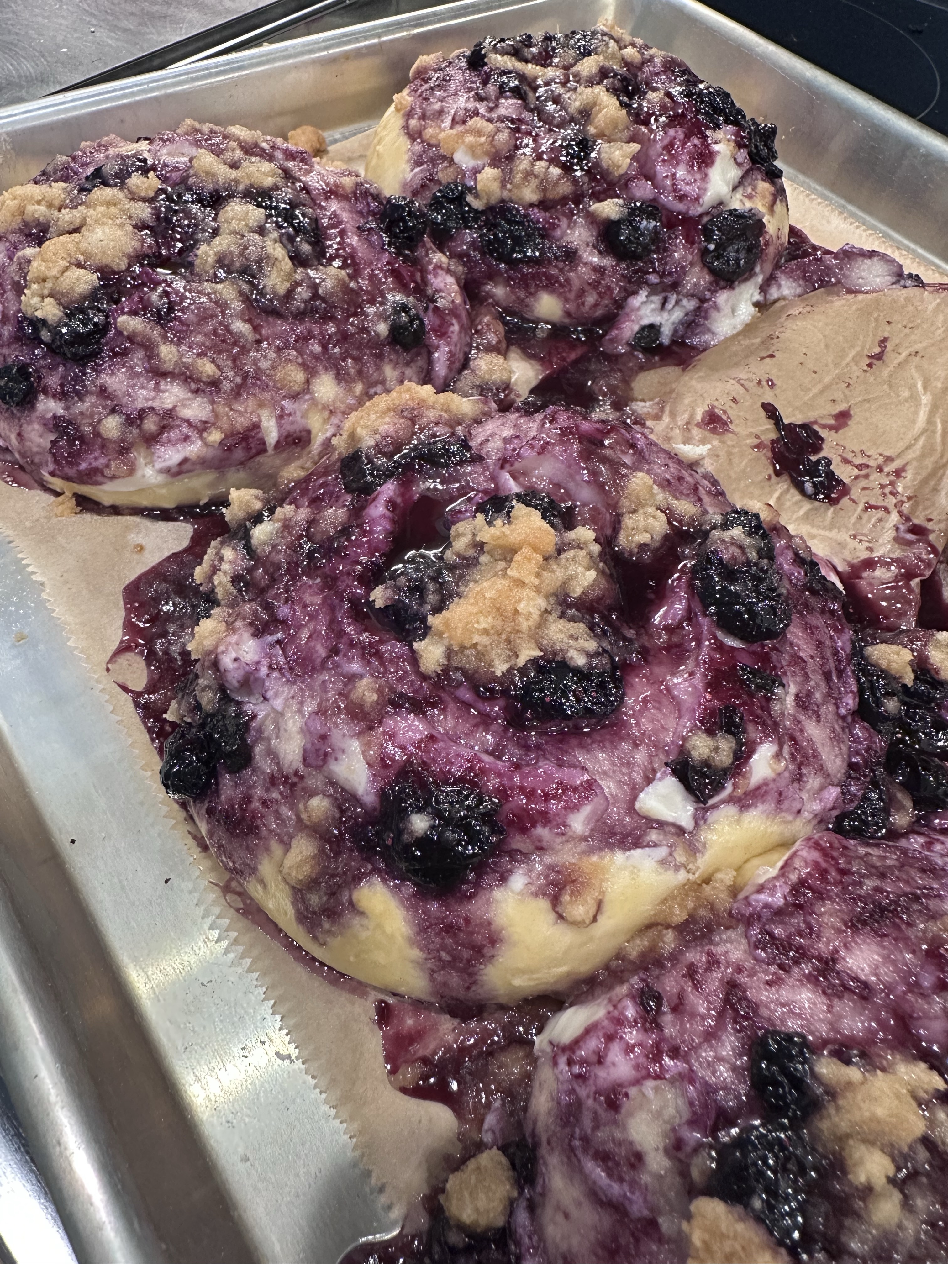 Blueberry Crumble Sweet Buns