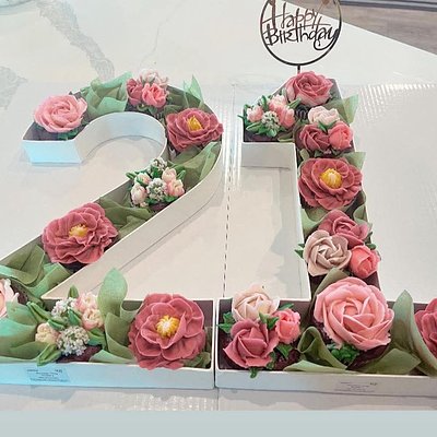 Floral Decorated Letter/Number Cupcake Box