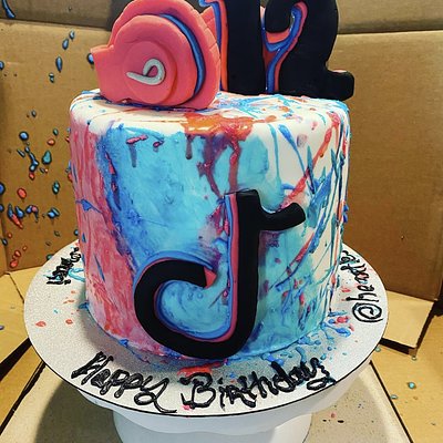 TIKTOK Themed Cake