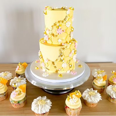 4” & 6” Tiered Cake