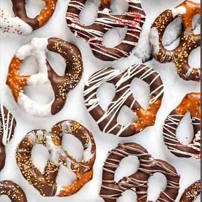 Caramel Dipped-Chocolate Covered Pretzels (12) (no add’l toppings)