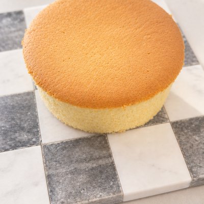 5-Inch Soft & Jiggly Taiwanese Sponge Cake
