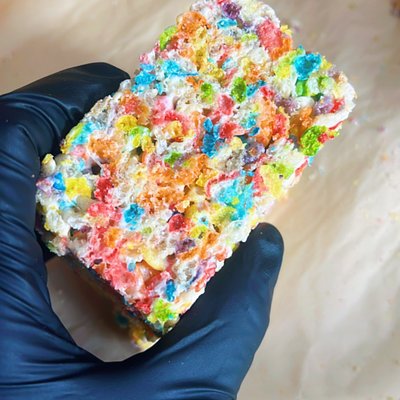 ✨Fruity pebbles Gluten Free Marshmallow Bars 