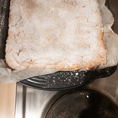 Traditional Apple Cake Small Tray