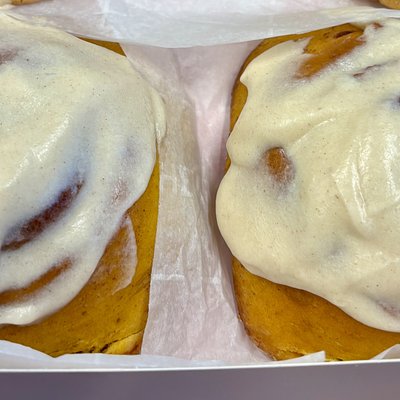 Savannah Gals Cinnamon Roll-Dozen