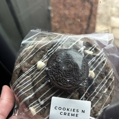 Cookies N Crème Cookie 