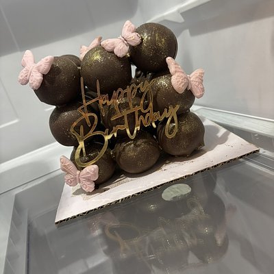 Cake Pop Cake 