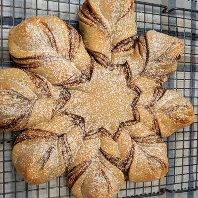 Star Bread 🌿