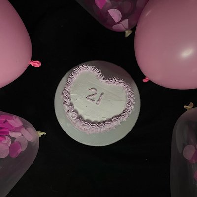 6in Two Layer Heart Cake 