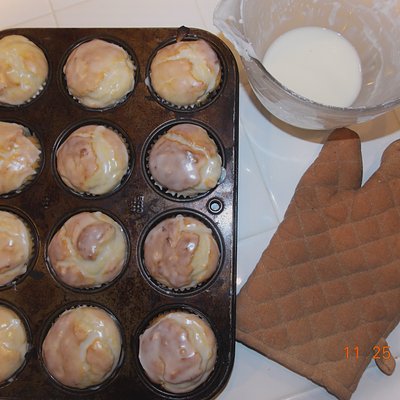 Glazed Vanilla Muffins (JUMBO)