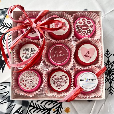 Chocolate Covered Oreos/Dozen (custom) 