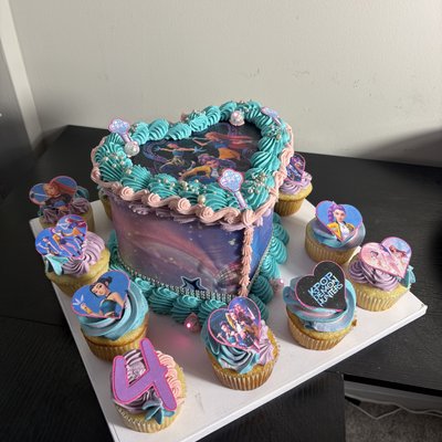 Celebration Box 6 Inch/ 12 Cupcakes 