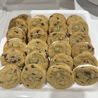Chocolate Chip Cookie Double Doozies